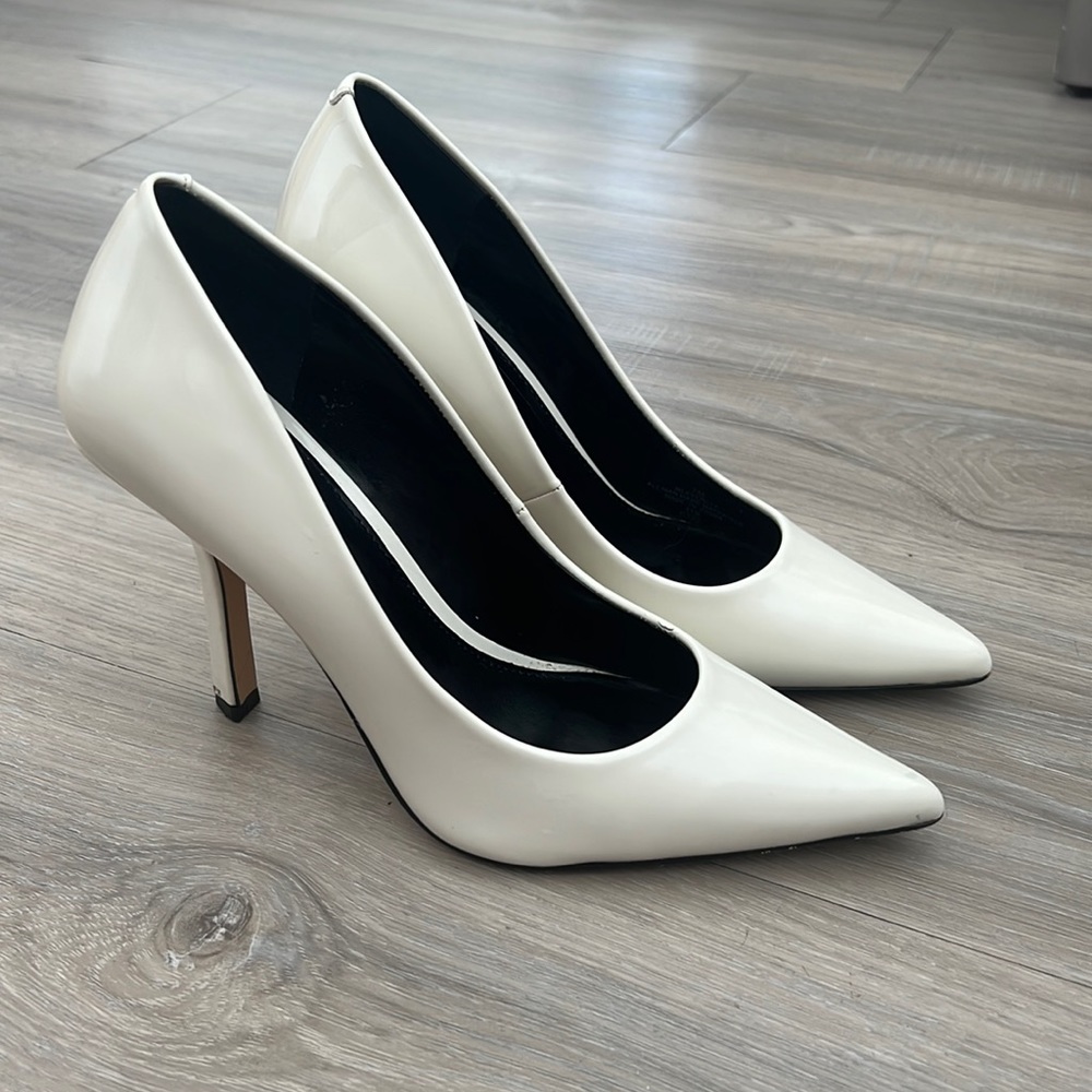 Off white Marc Fish Pumps